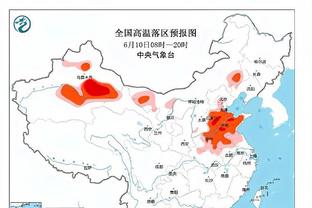 小图拉姆本场数据：13次对抗8成功，1次关键传球，评分7.2分